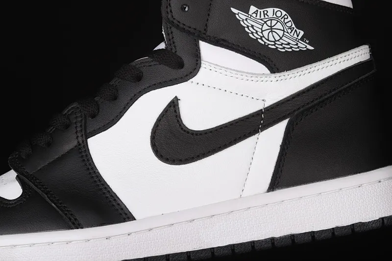 All categories Air Jordan Jordan series basketball shoes Air Jordan 1 High Air Jordan 1 High AJ1 Joe 1 high top white and black 555088-010
